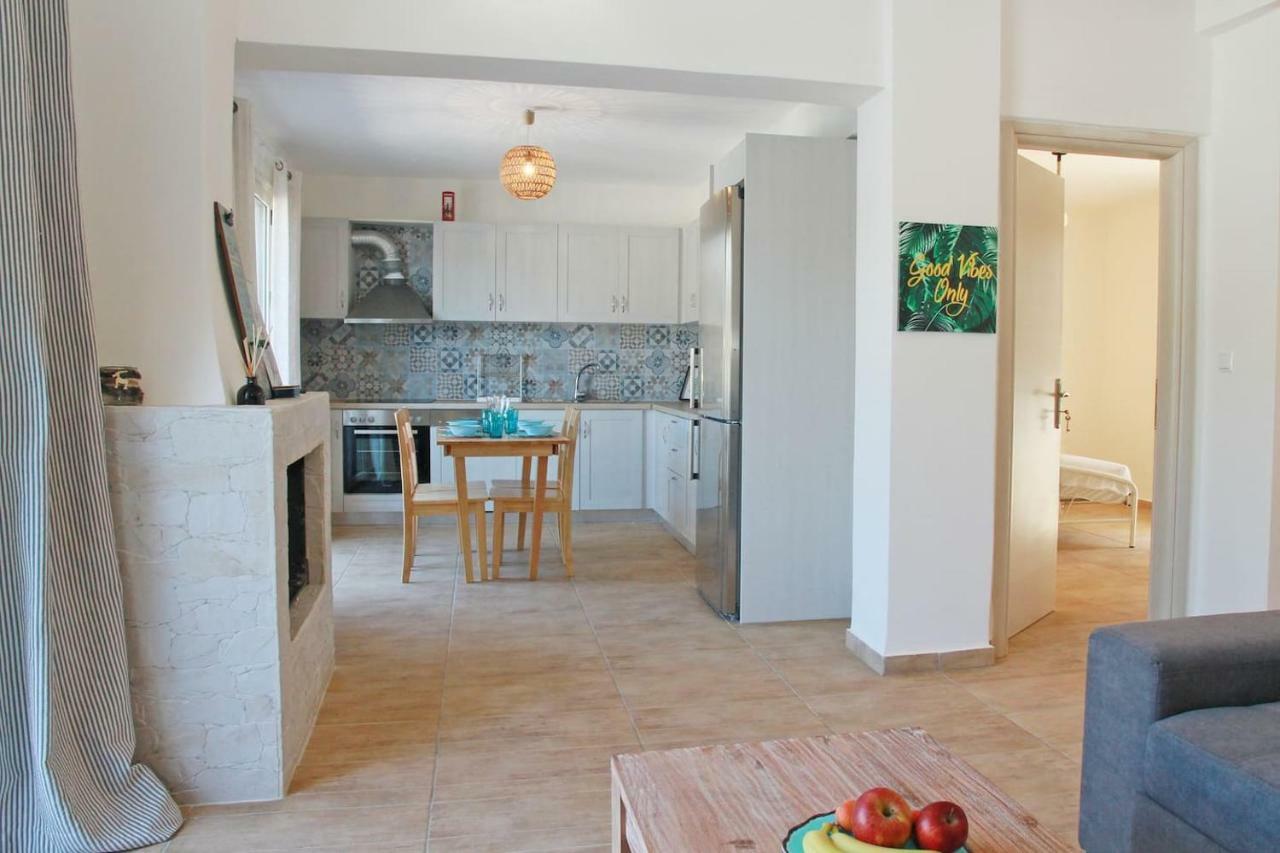 Xaradiotis House - A Modern Home Away From Home Katomerion Екстер'єр фото
