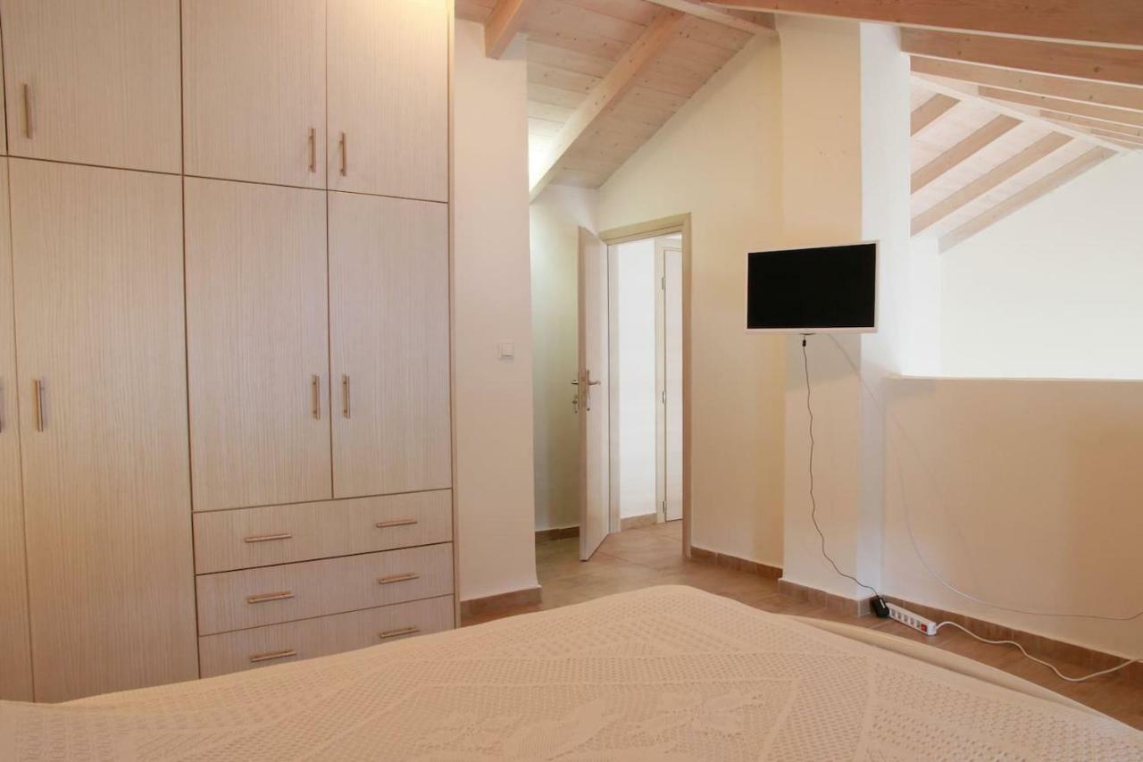 Xaradiotis House - A Modern Home Away From Home Katomerion Екстер'єр фото