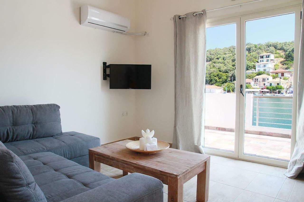 Xaradiotis House - A Modern Home Away From Home Katomerion Екстер'єр фото